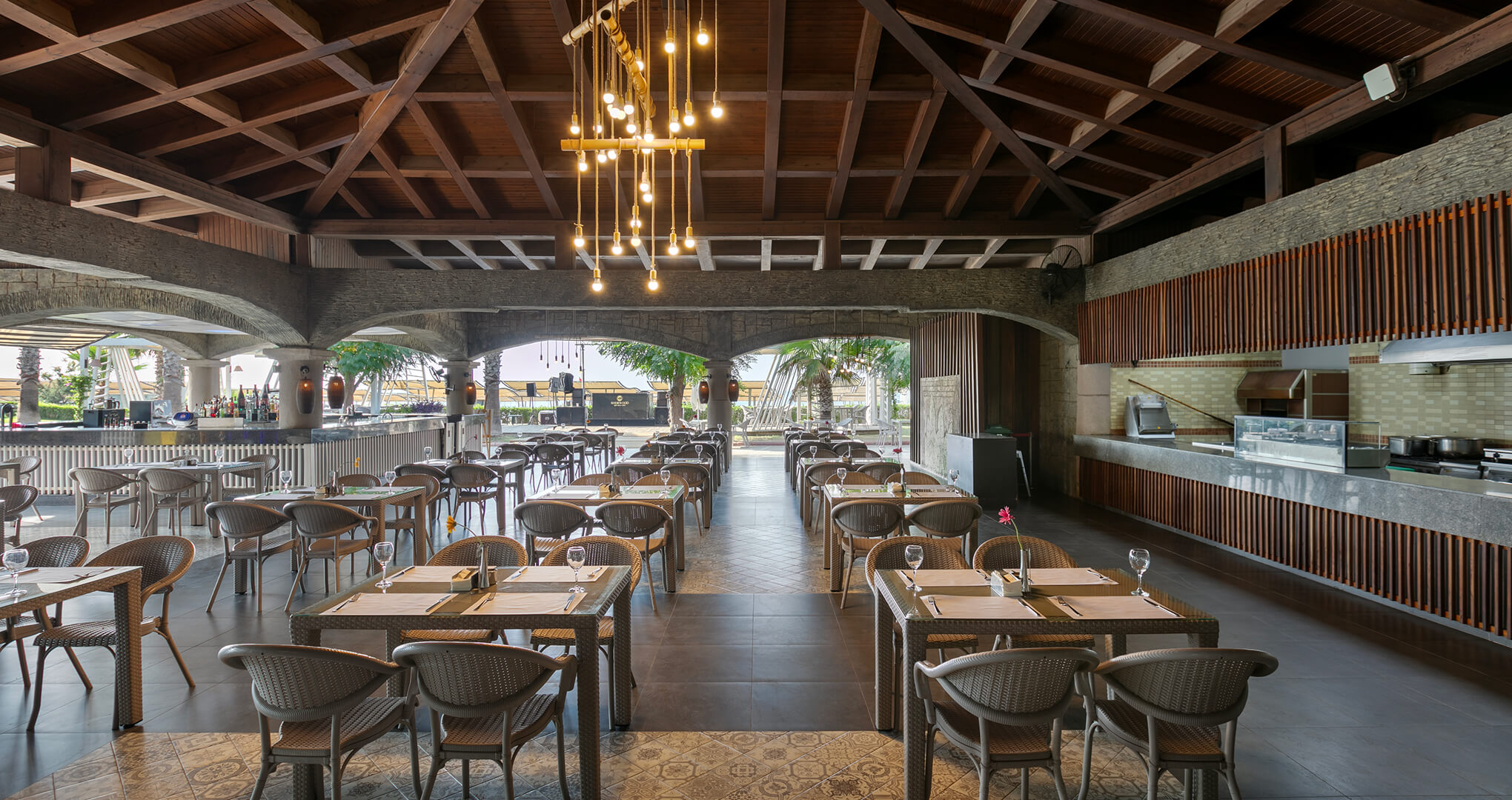 Sherwood-exclusive-lara-gastronomi-pranzo-bar-galeri.jpg