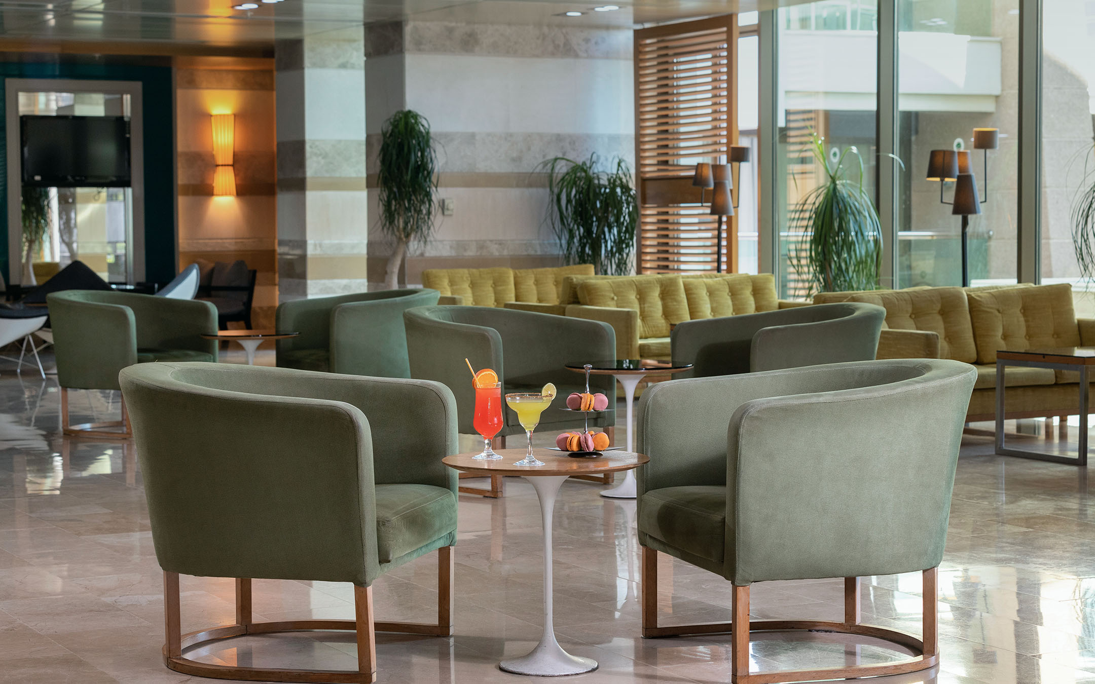 Chill Lobby Bar