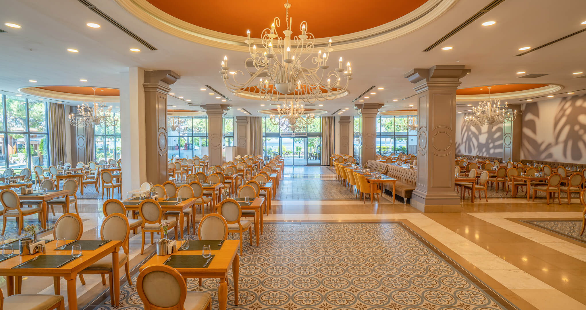 sherwood-kemer-gastronomi-main-restaurant-gallery-5.jpg (1)