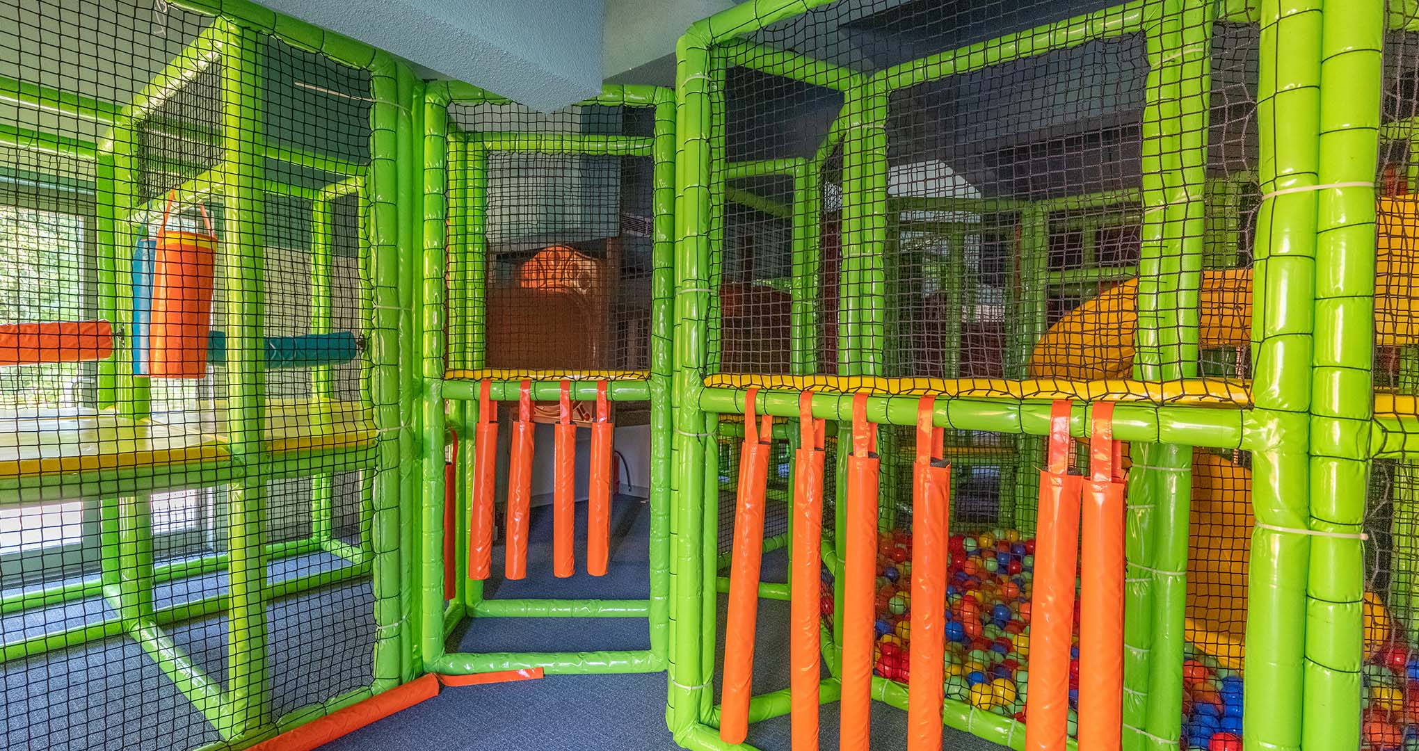 sherwood-hotels-resorts-robin-kids-club-g-7.jpg