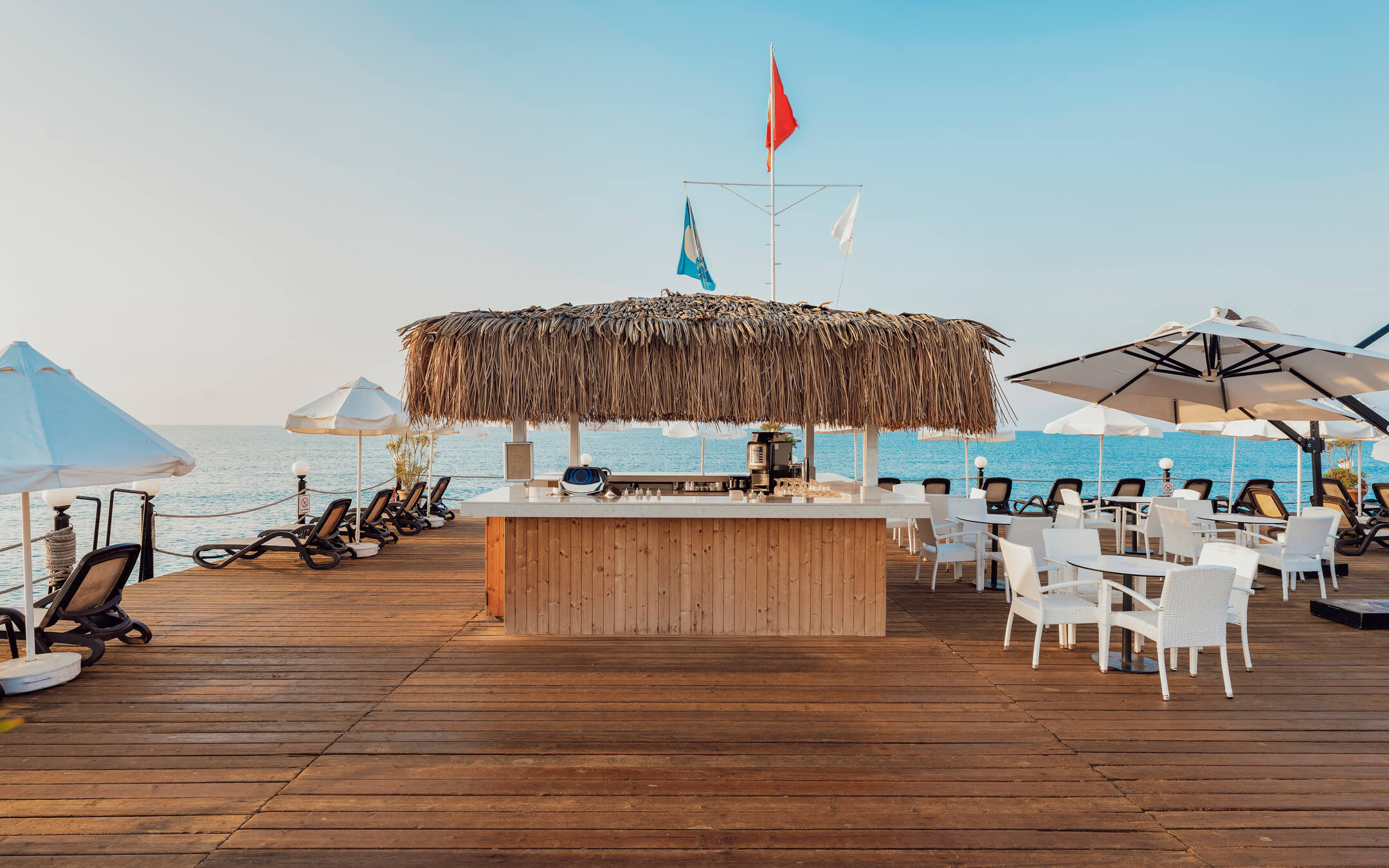 Pier Bar